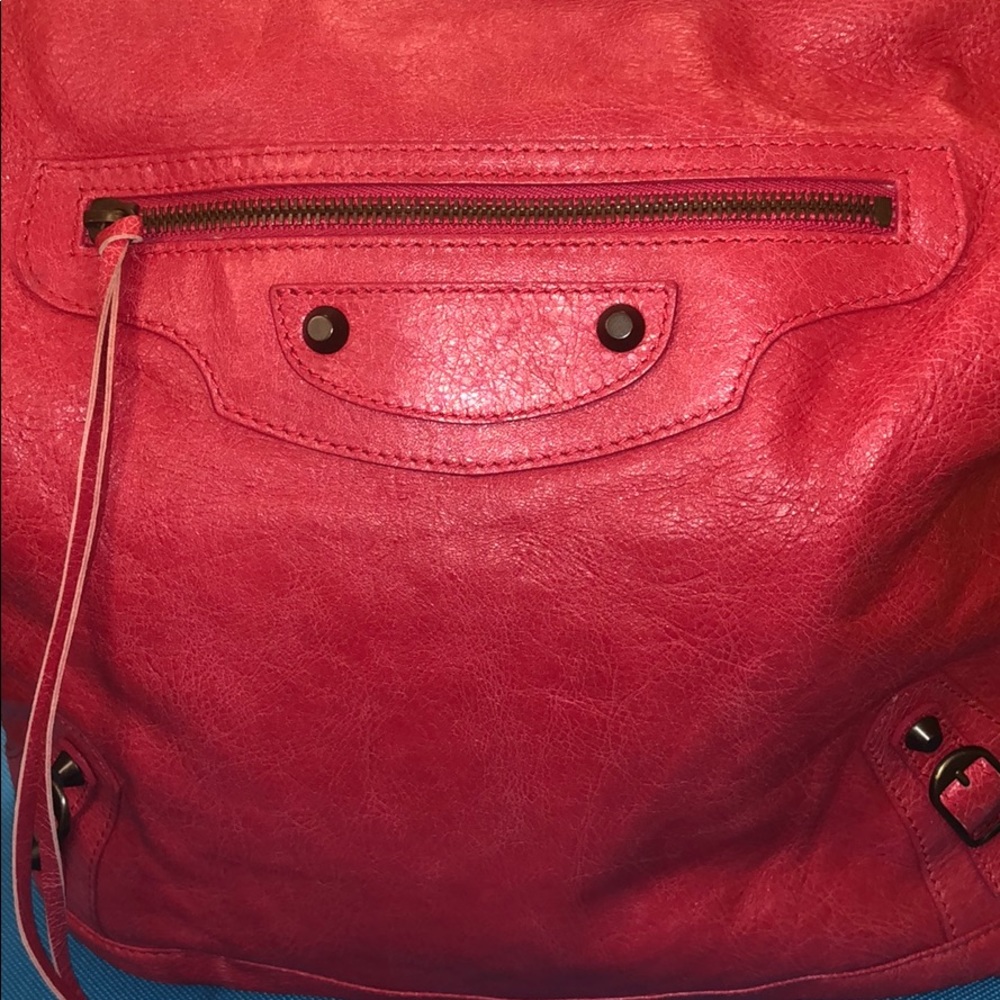 Balenciaga hot pink Handbag! Beautiful! Pink ❤️ - Picture 2 of 6